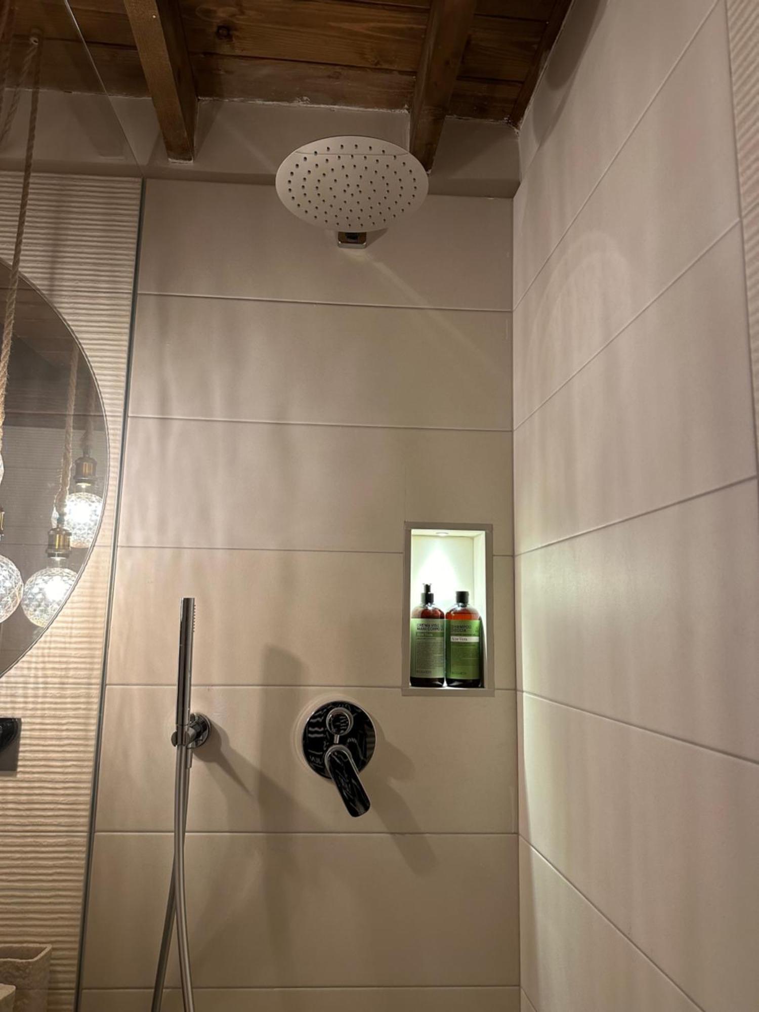 Domus Merulae B&B L'Aquila Bagian luar foto